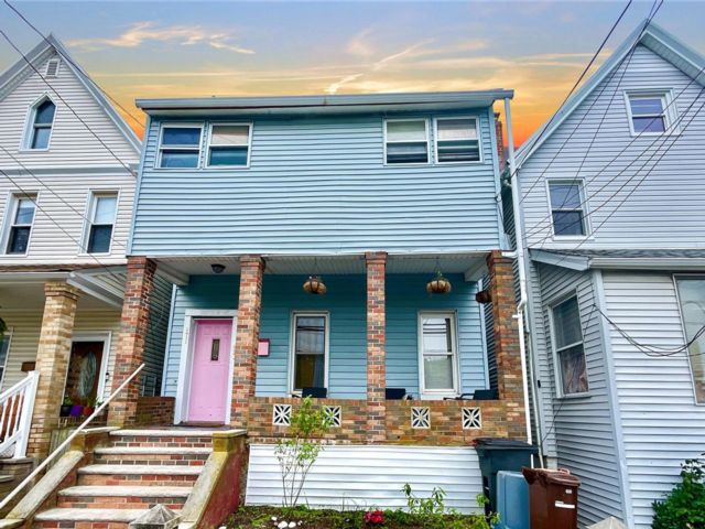 [Rockaway Beach Real Estate, listing number 7157675]